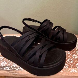 CROCS Women’s Black Strappy Platform Sandals